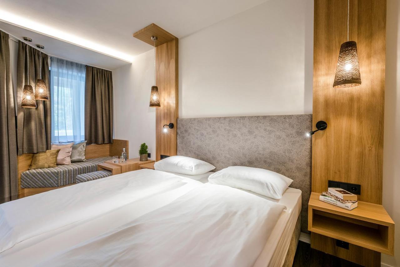 Hotel Botango 4*