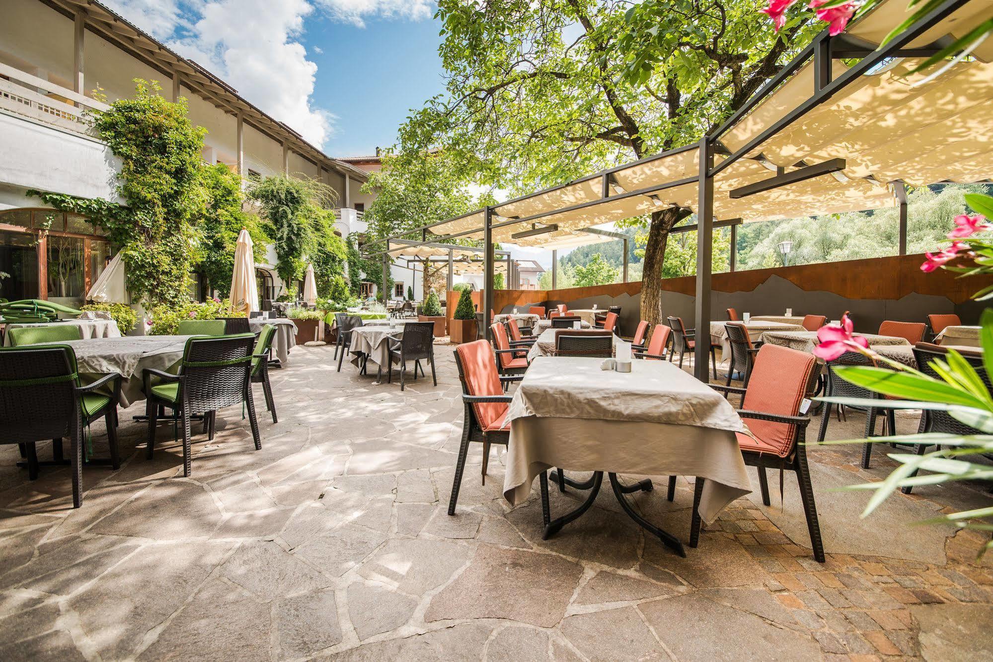 Hotel Botango 4*