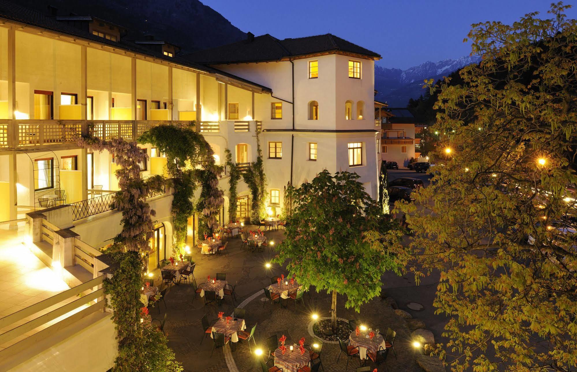 Botango Hotel 4*